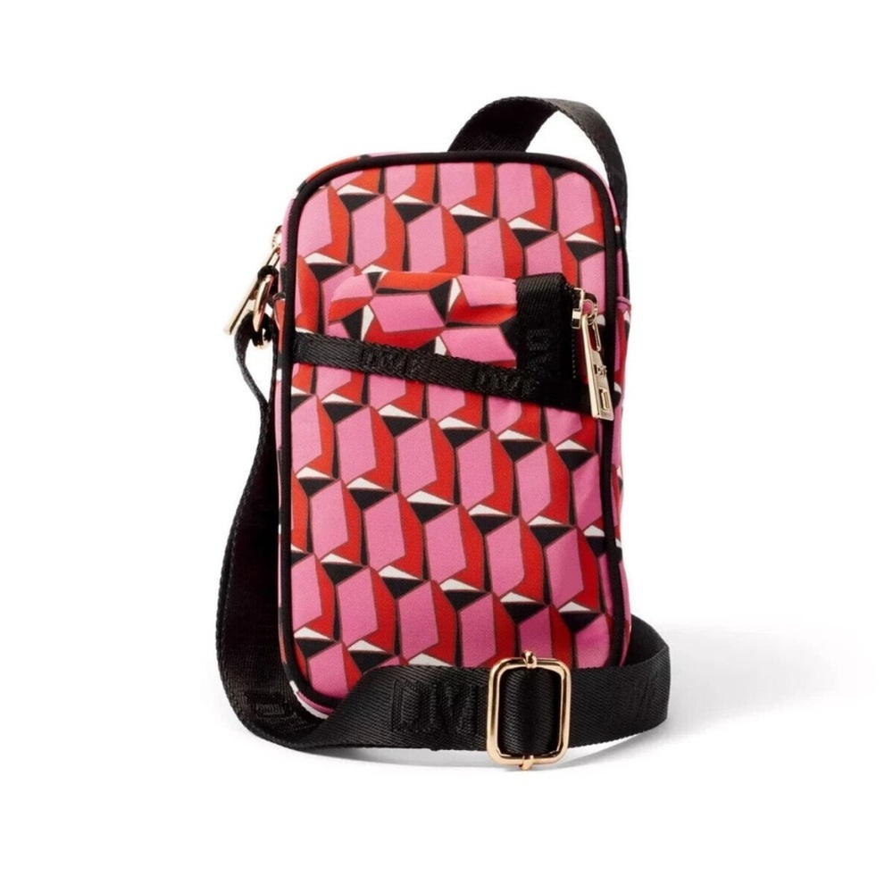 DVF Diane Von Furstenberg Target
Cellphone Holder Pink Modern Geo
Crossbody